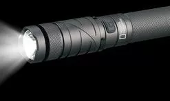 Kopen 💯 National Geographic Zaklamp - Iluminos 800 LED - Dimbaar & Spatwaterdicht ⭐ -Kamperen-outdoor Verkoopwinkel 550x147 1