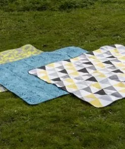 Gloednieuw 🎁 Sens Design XXL Waterdicht Picknickkleed – 200x200 Cm – Buitenkleed Geel 😍 -Kamperen-outdoor Verkoopwinkel 550x301