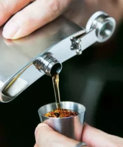 Korting 🔥 Faas Commerce 6x Rvs Shot Bekertjes - Borrelglaasjes - Thee/ Koffie Beker - Shotjes Met Leren Case - Bekers 30 ML ❤️ -Kamperen-outdoor Verkoopwinkel 550x516 5