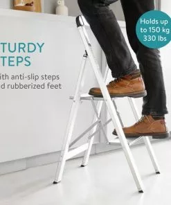Beste Pirce 😍 Navaris Aluminium Huishoudtrap - Trap Met 2 Treden - Opstap Van Aluminium - Lichte Inklapbare Ladder - Multifunctionele Keukentrap Met Antislip Poten 🥰 -Kamperen-outdoor Verkoopwinkel 550x550 540
