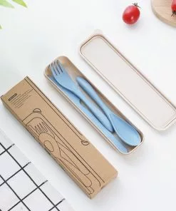 Goedkoop 🛒 Mes Lepel Vork Set - Portable Doosje - Herbruikbaar - Ecofriendly - Met Beschermhoes - Blauw - Usables 🎉