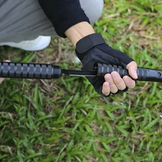 Nieuw 👏 Temz® Multitool Survival Kit - Survival Kit - Hakbijl - Survival Set - Multitool Bijl - Survival Kit Outdoor - Bijl - Survival Tool - Survival Mes - Incl. Multitool Bijl, Survival Mes, Raambreker, Fluitje & Kompas 🔔 5 Nieuw 👏 Temz® Multitool Survival Kit - Survival Kit - Hakbijl - Survival Set - Multitool Bijl - Survival Kit Outdoor - Bijl - Survival Tool - Survival Mes - Incl. Multitool Bijl, Survival Mes, Raambreker, Fluitje & Kompas 🔔 - Afbeelding 5