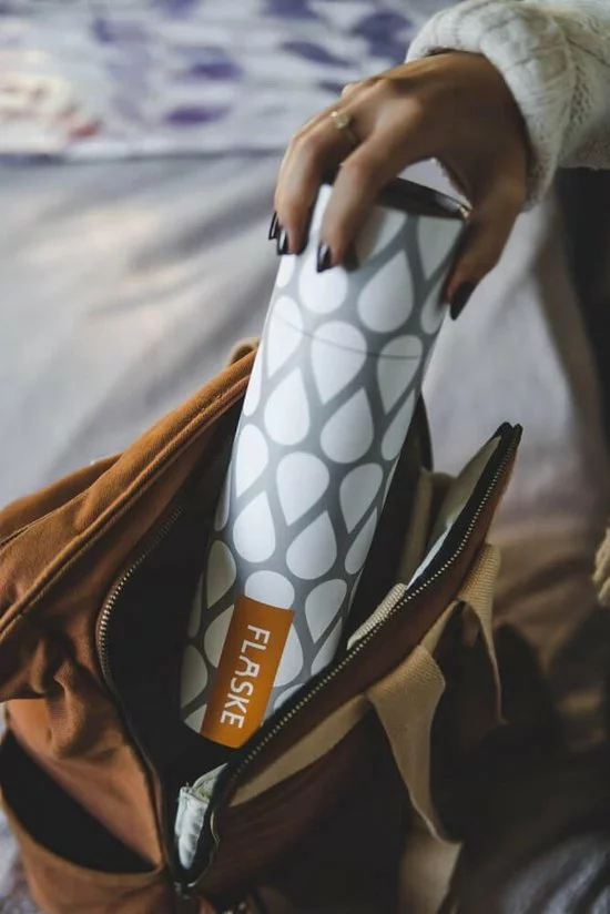 Uitgang ✔️ FLASKE Gradient Spring - RVS Drinkfles Van 750ML - Geschikt Als Waterfles, Thermosfles En Thermoskan ✔️ 4 Uitgang ✔️ FLASKE Gradient Spring - RVS Drinkfles Van 750ML - Geschikt Als Waterfles, Thermosfles En Thermoskan ✔️ - Afbeelding 4